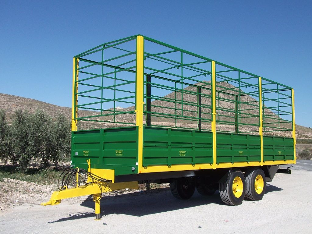  Remolque agrícola basculante tandem